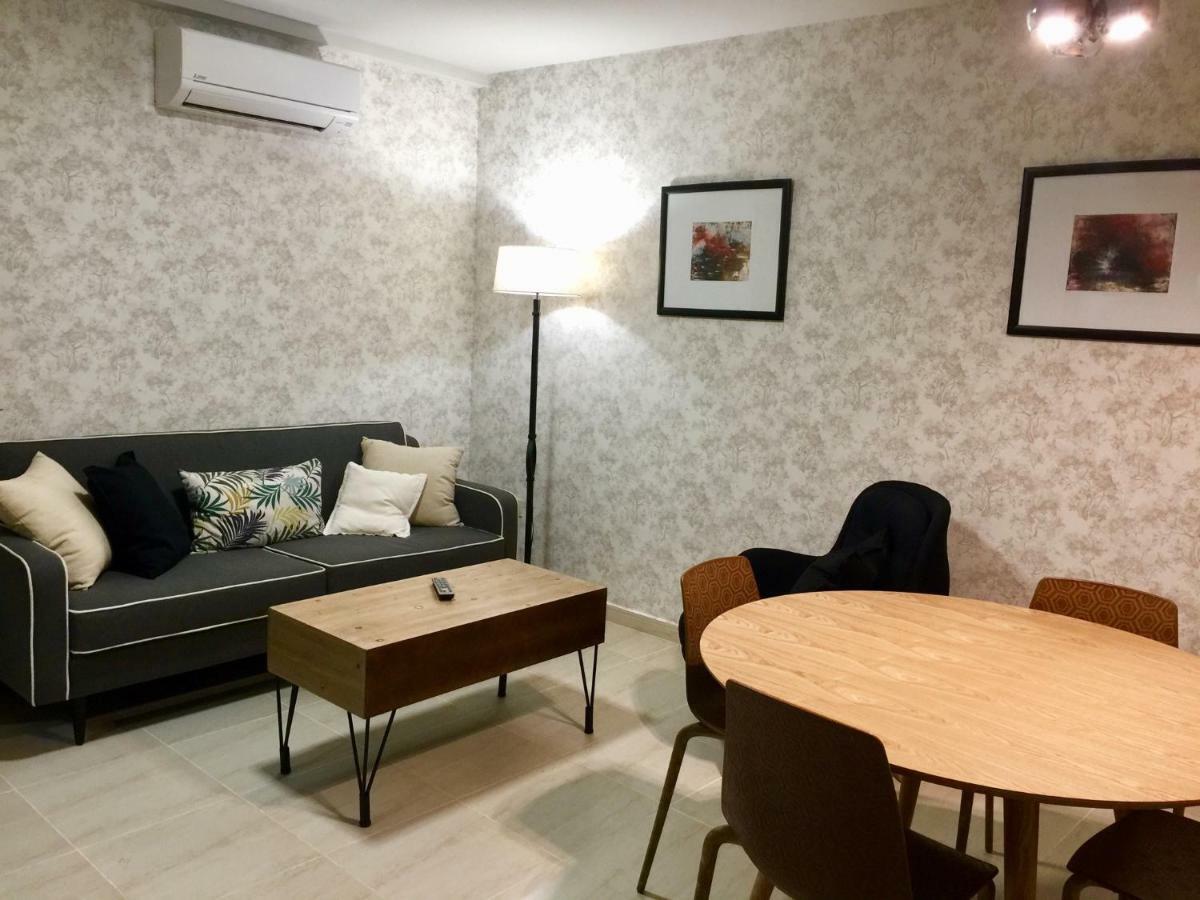 Puerta Trujillo Apartment Plasencia Exterior photo